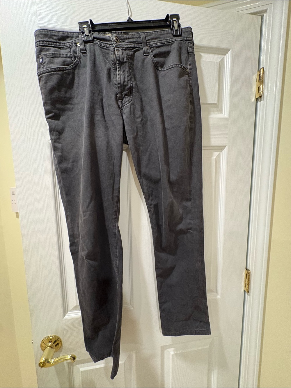Adriano Goldschmied AG Men's Gray Casual Jeans - Classic Straight Fit